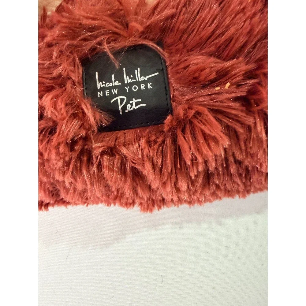 Nicole Miller New York Pet Donut Dog Bed Plush Calming Cuddle Bed Medium Red